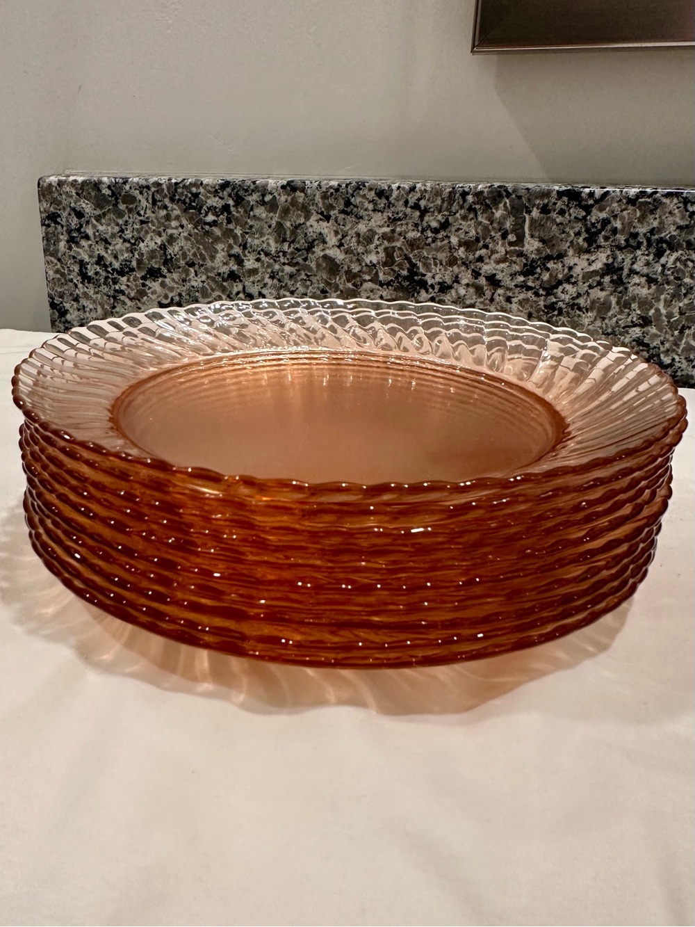 Vintage Arcoroc France Rosaline Pink Swirl 8” Plates - Set of 10 - Picture 3 of 5
